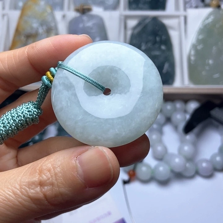 翡翠未镶嵌挂件翡翠