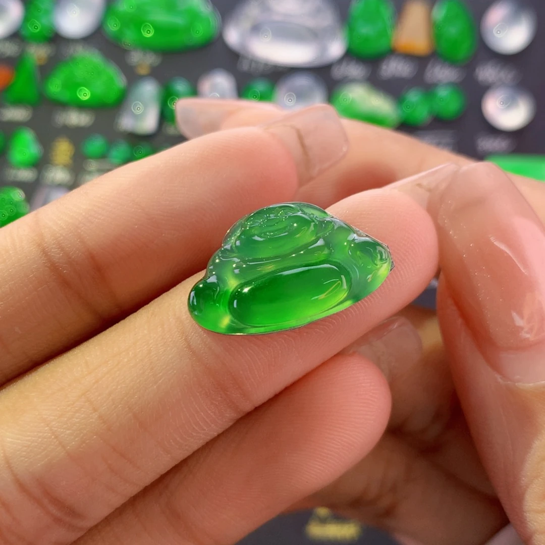 【闪购商品】翡翠未镶嵌颈饰佛