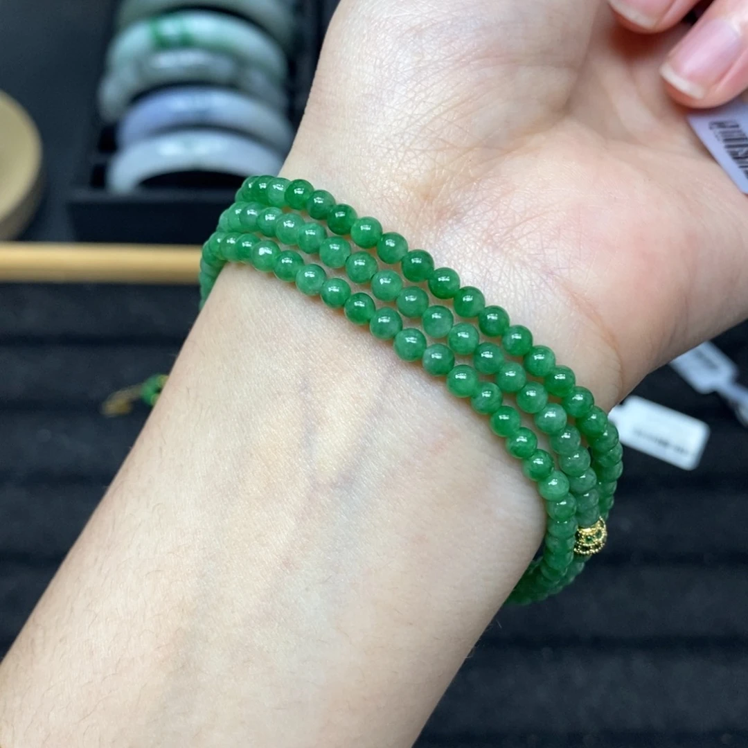 颈饰未镶嵌翡翠手串