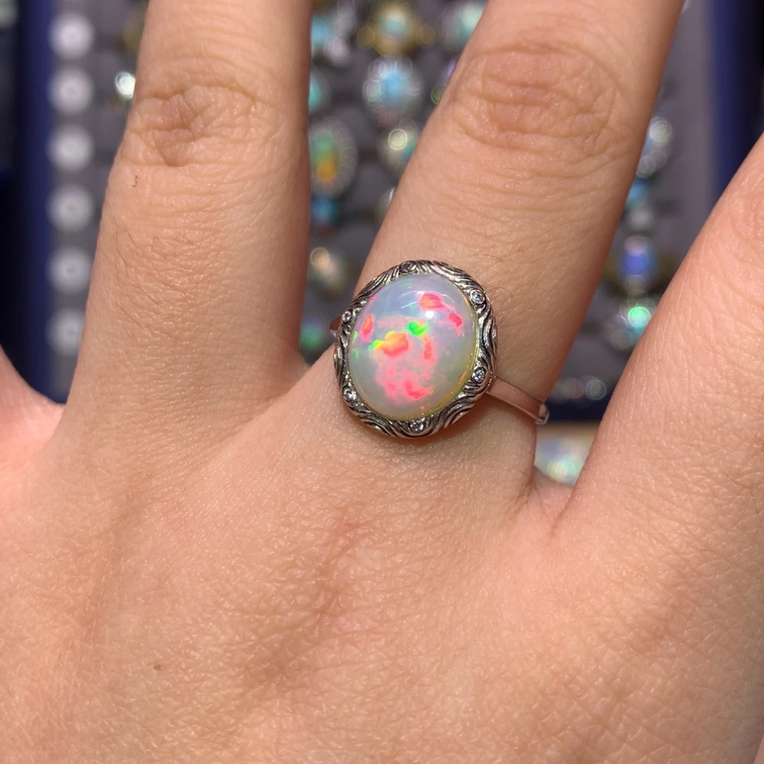 银S925镶嵌欧泊戒指