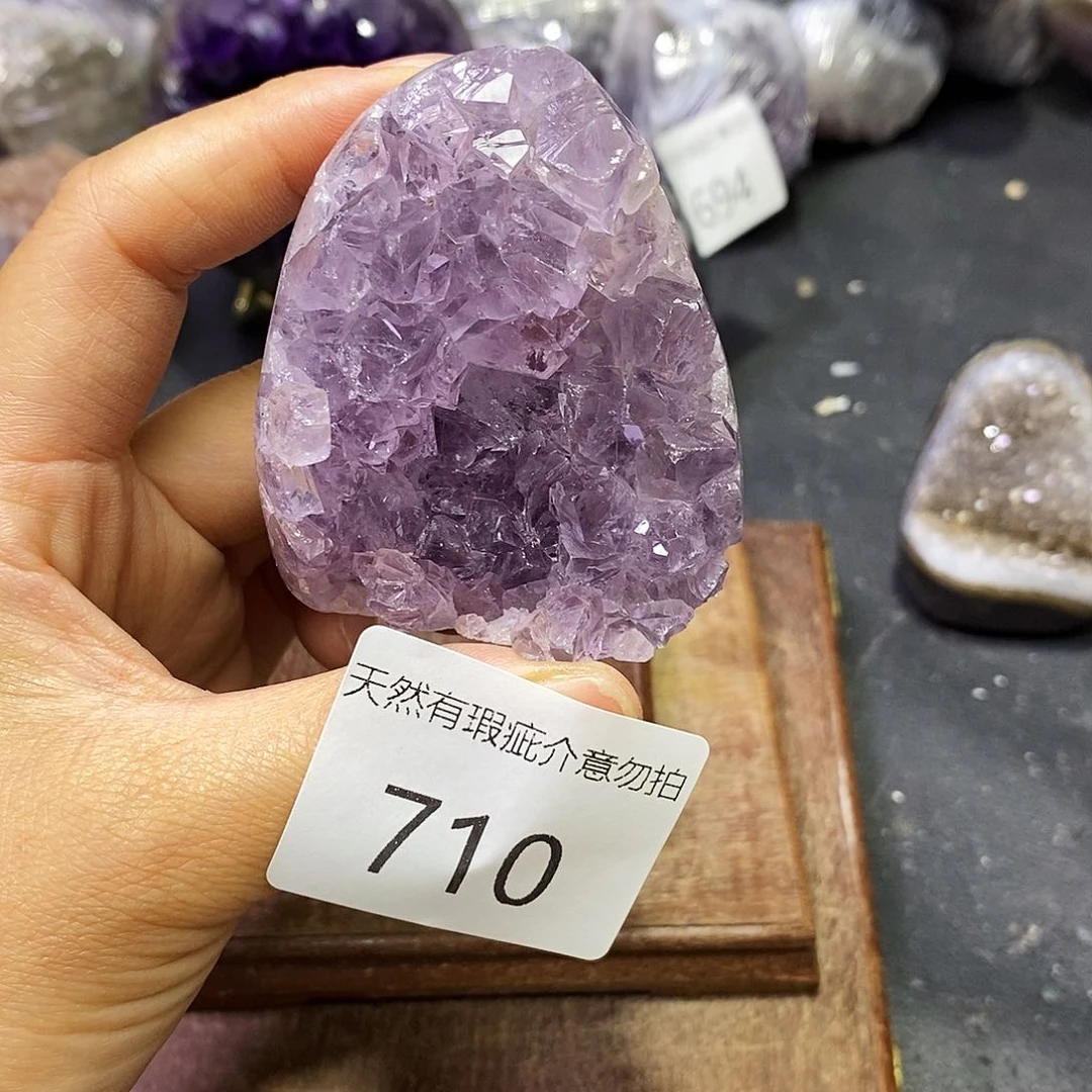 未镶嵌水晶大型摆件（非配饰）