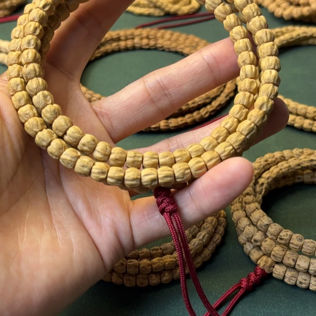 无***爪柏香籽/百香籽吊坠