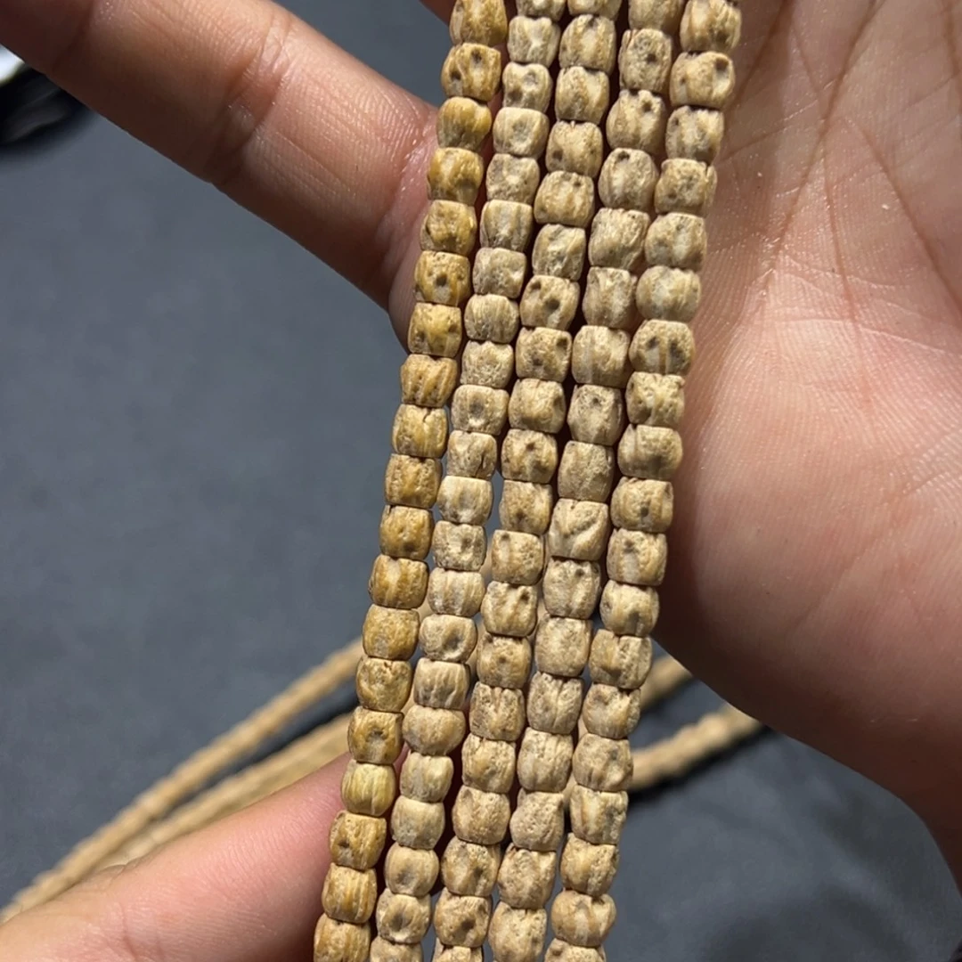 柏香籽/百香籽吊坠玉罗刹