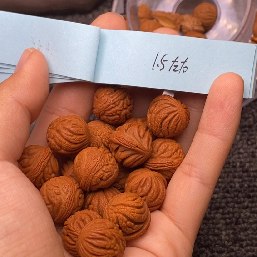 秦岭山脉龙纹桃核 17