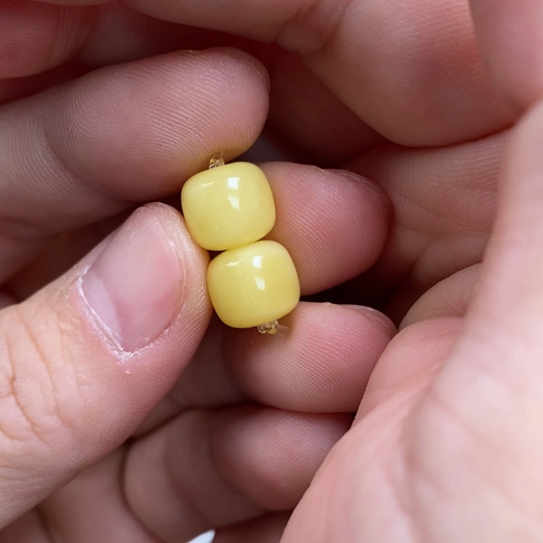 悟****蜜蜡未镶嵌裸石配饰