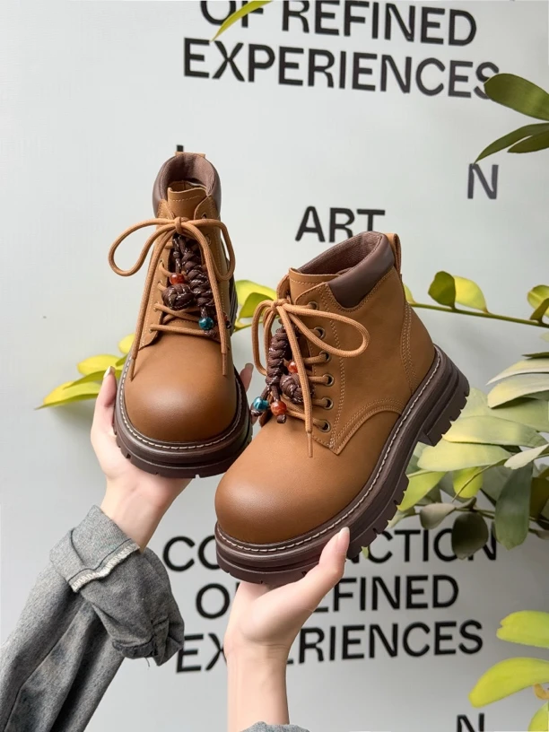 660-1达思图女2025秋季新款单鞋时尚大黄靴粗跟机车靴工装靴