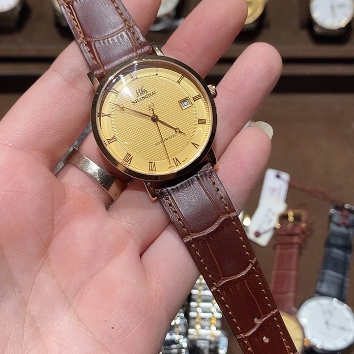 精钢孤品手表一个