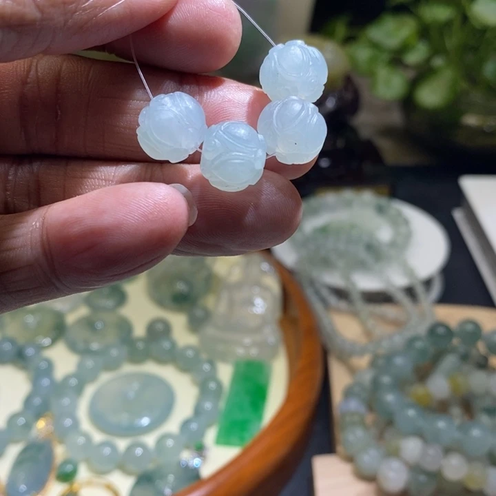 幼***堂定制翡翠未镶嵌翡翠莲花珠子