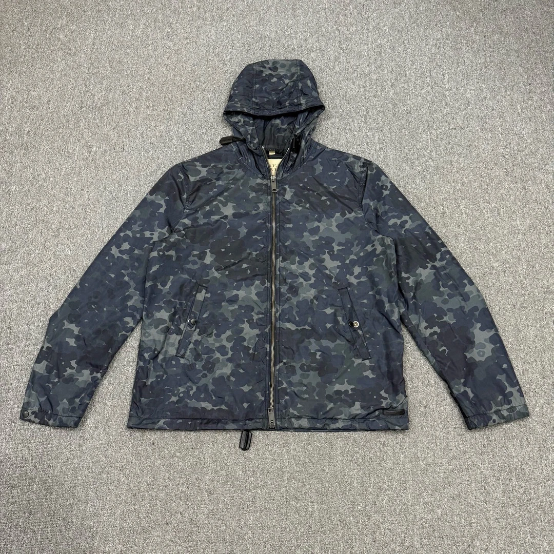 99新 BURBERRY/博柏利 16400694 巴宝莉 迷彩拉链外套 XXL码99新