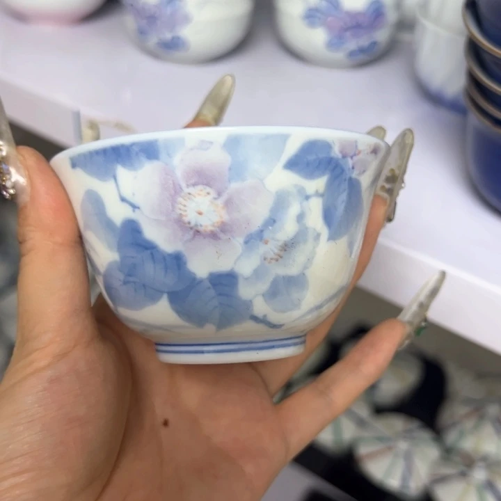 盖碗陈**子瓷器直播放漏中