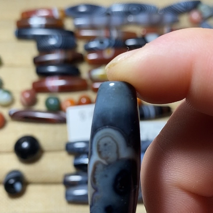 玛瑙/玉髓合金颈饰