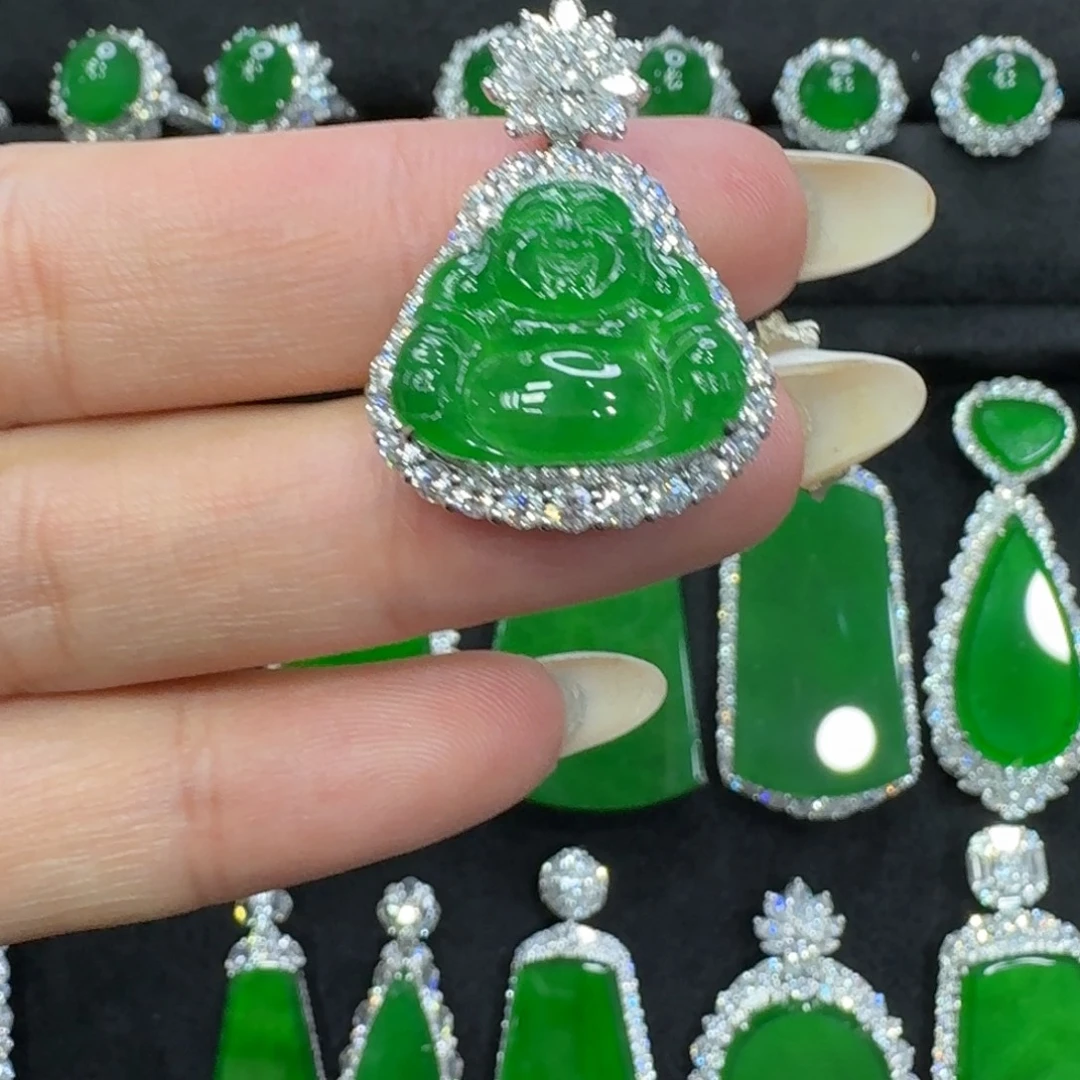 翡翠18K金镶嵌吊坠(不含链)佛公