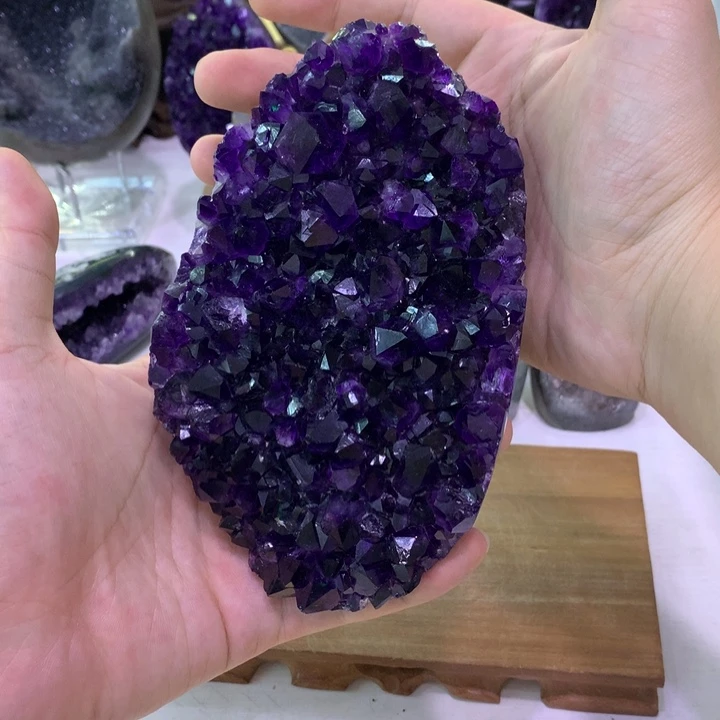 未镶嵌大型摆件（非配饰）水晶