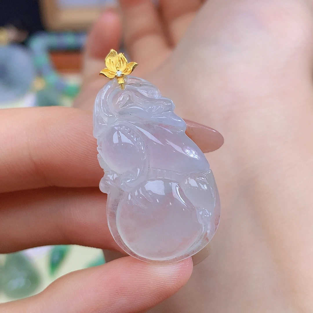 颈饰18K金镶嵌翡翠翡翠