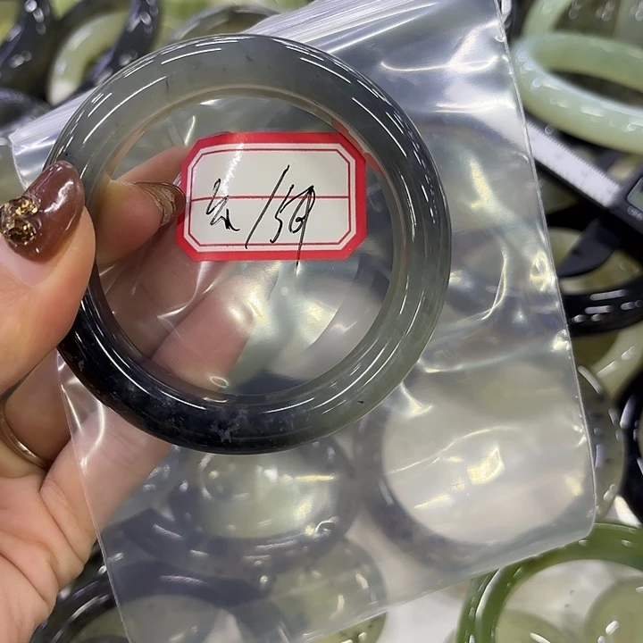 幺***幺蛇纹石玉未镶嵌岫玉手镯
