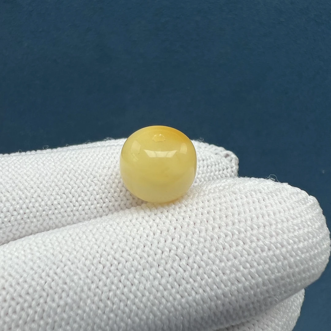 B9830天然原矿蜜蜡【微瑕】老型 11.3*9mm 支持复检 假一罚十