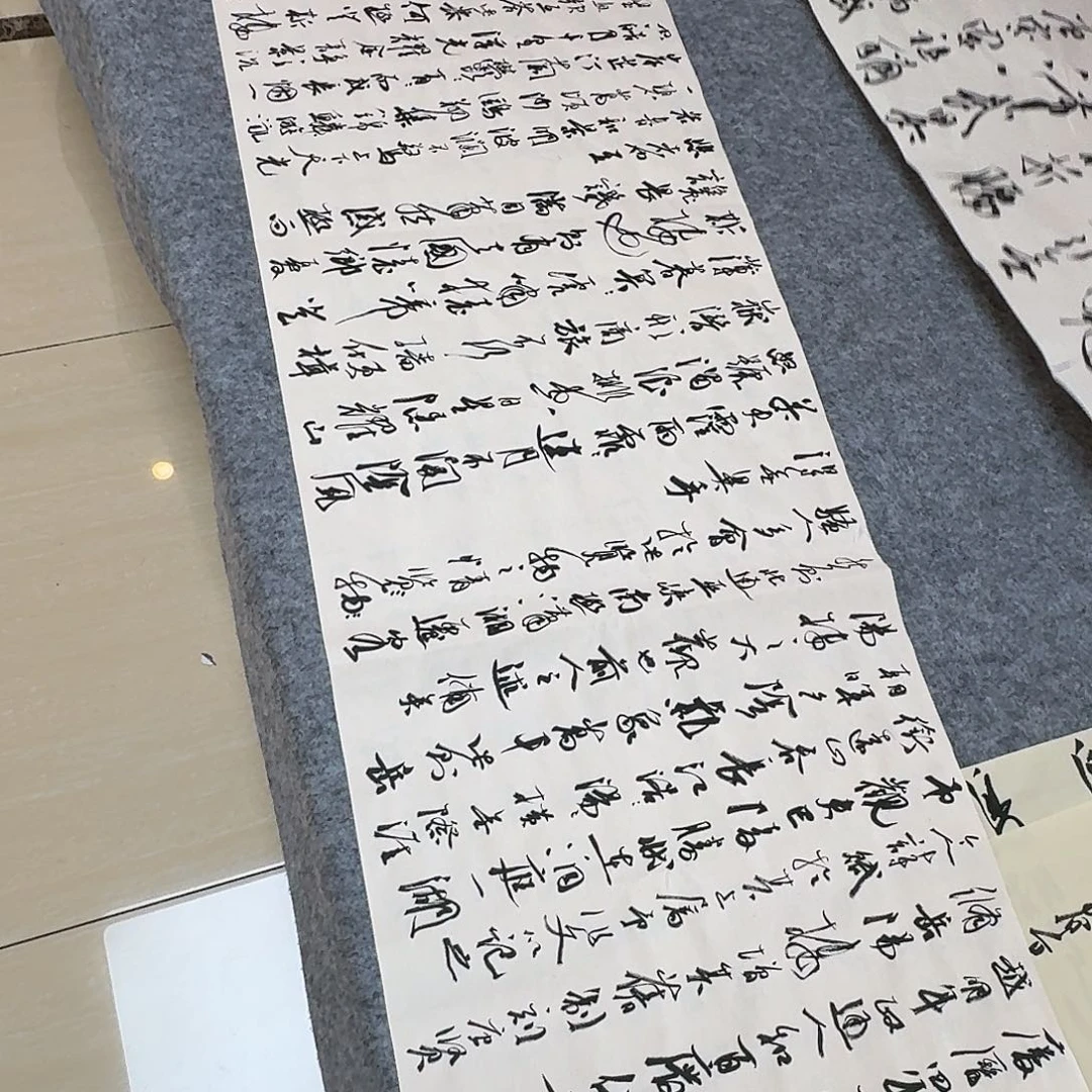 书法中书裴春亮180+50