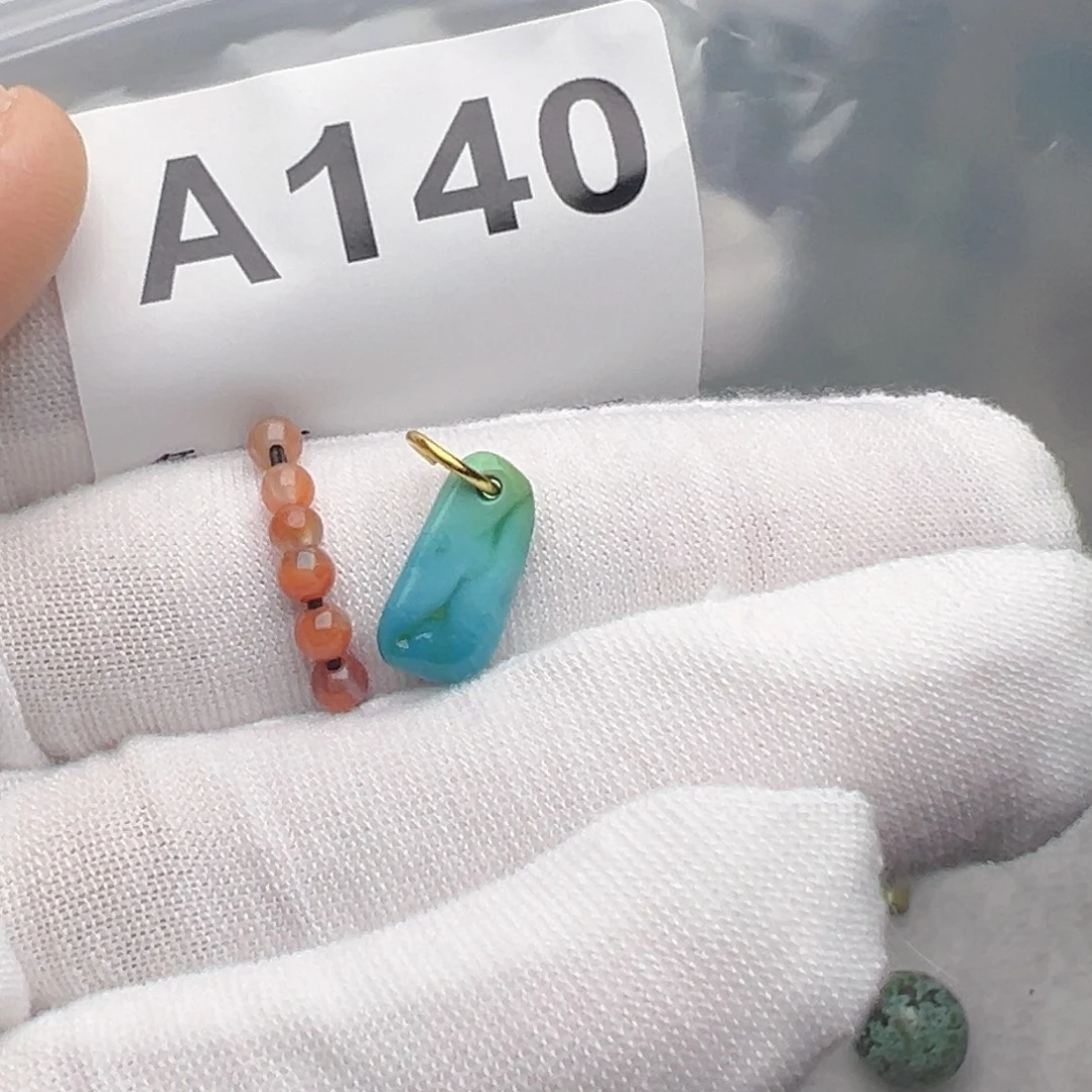 南红玛瑙未镶嵌珠宝奇石