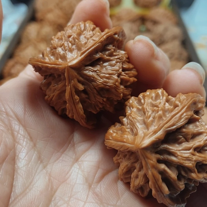 ****饭文玩核桃手串盘山