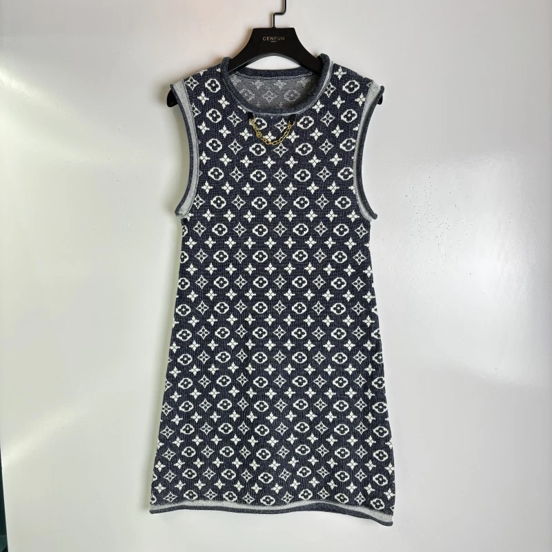 2025夏季无袖针织链条设计连衣裙E20003