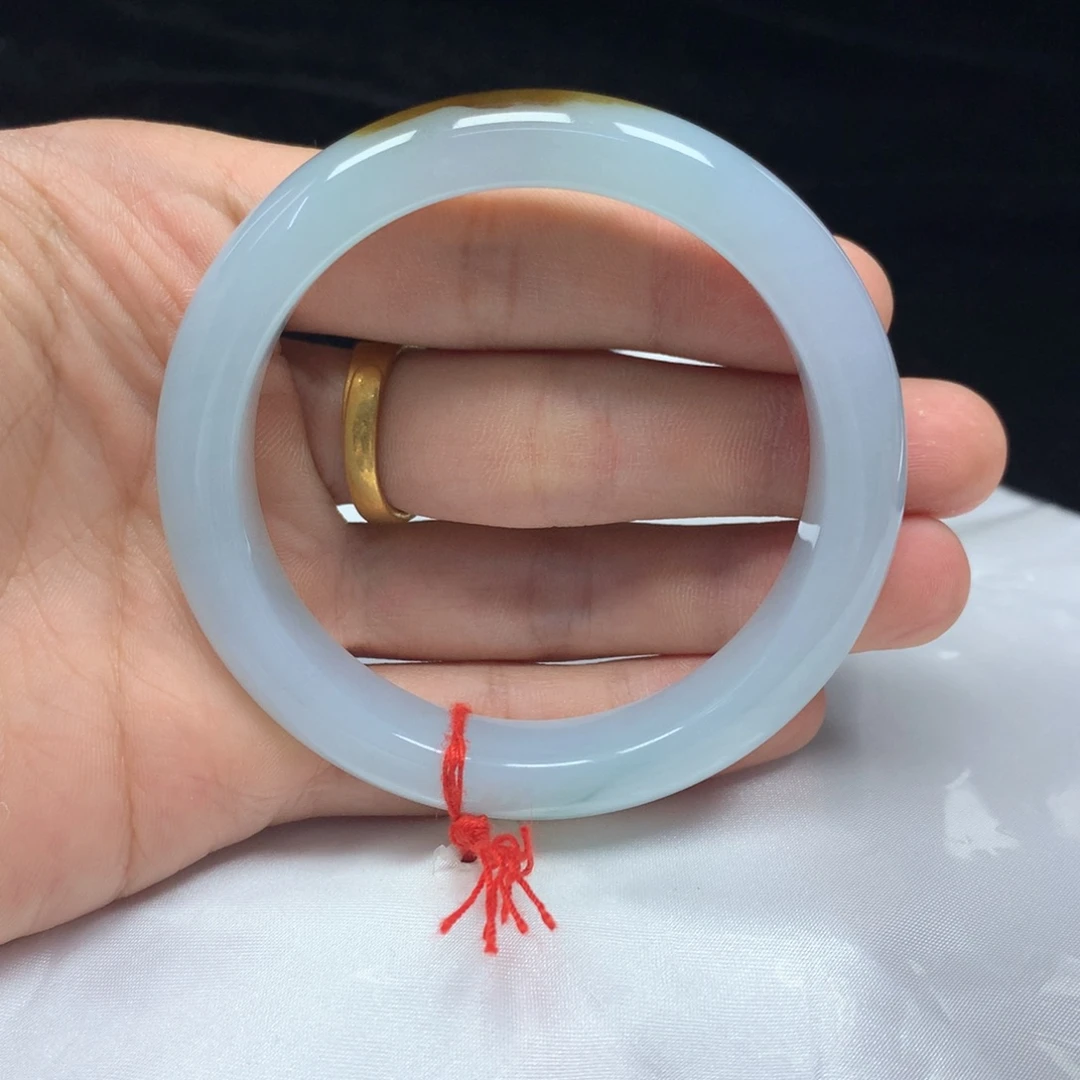 翡翠手镯（圆镯）未镶嵌54.6