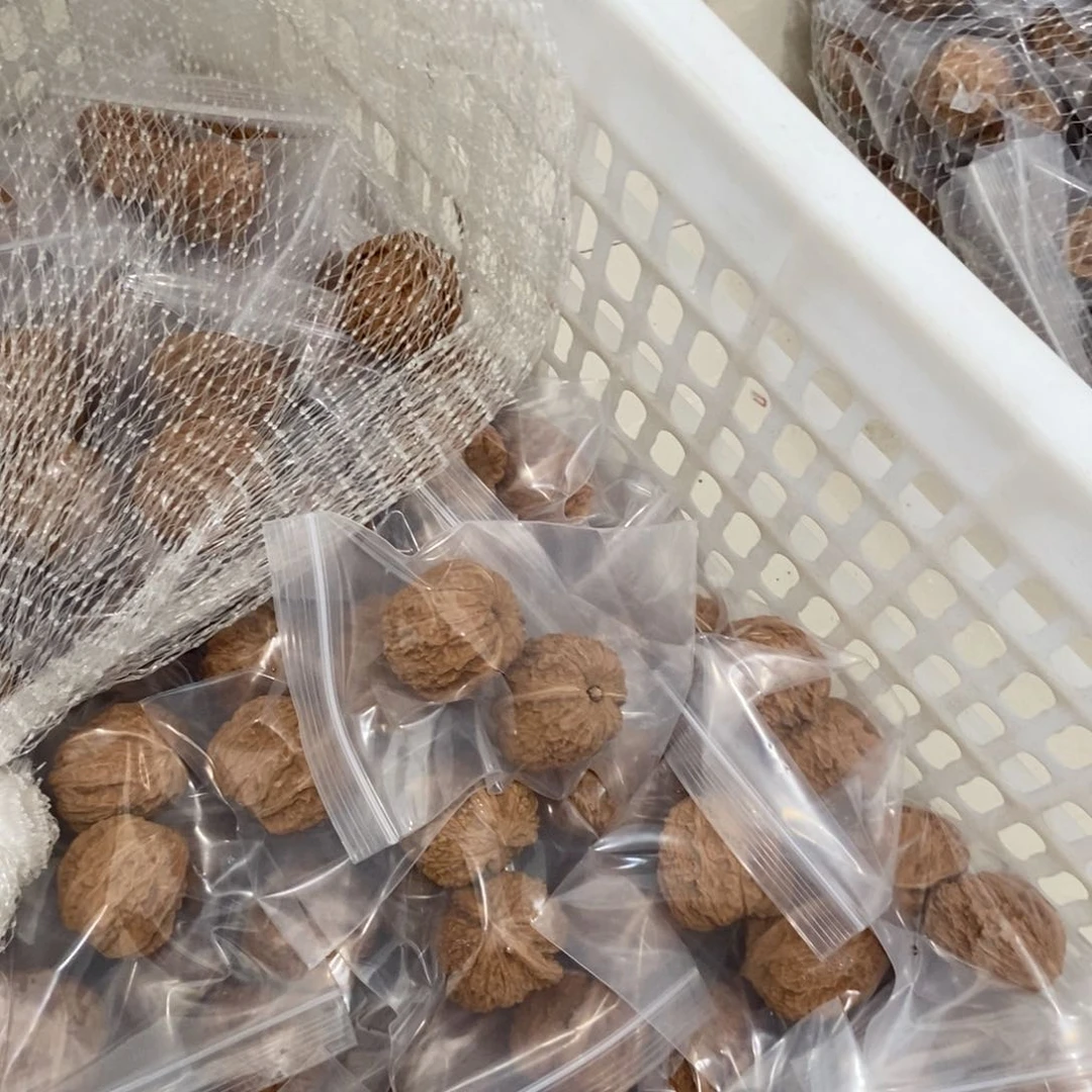 文玩核桃吊坠葫芦破烂137有瑕疵