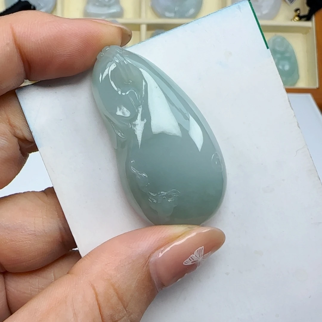 琳***l颈饰未镶嵌翡翠