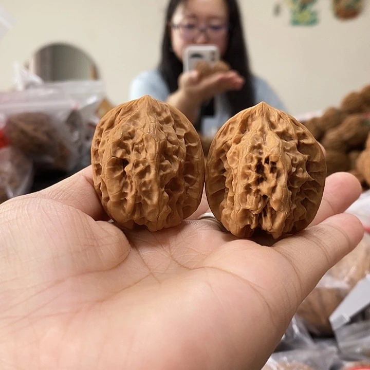 文玩核桃吊坠磐石35修