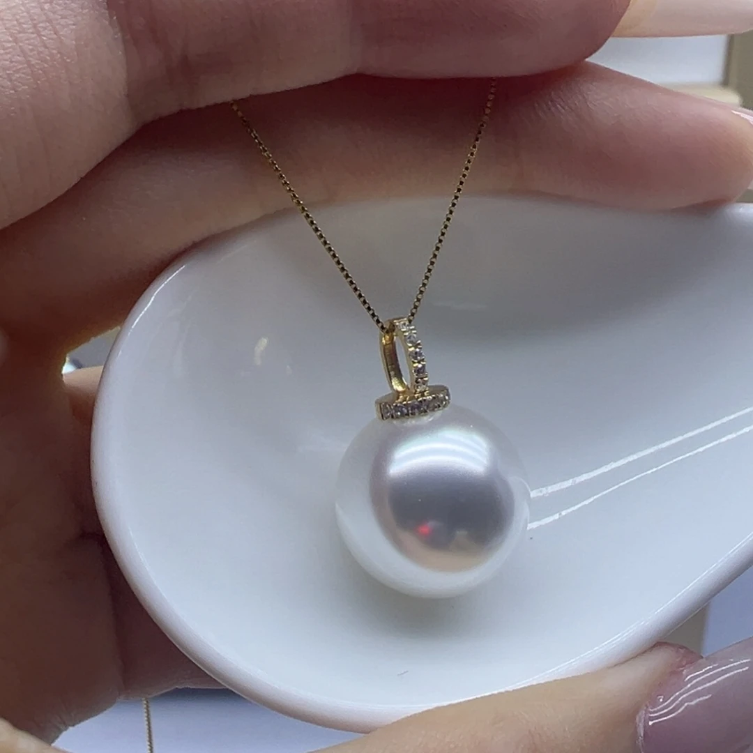 淡水珍珠18K金镶嵌吊坠(赠链)