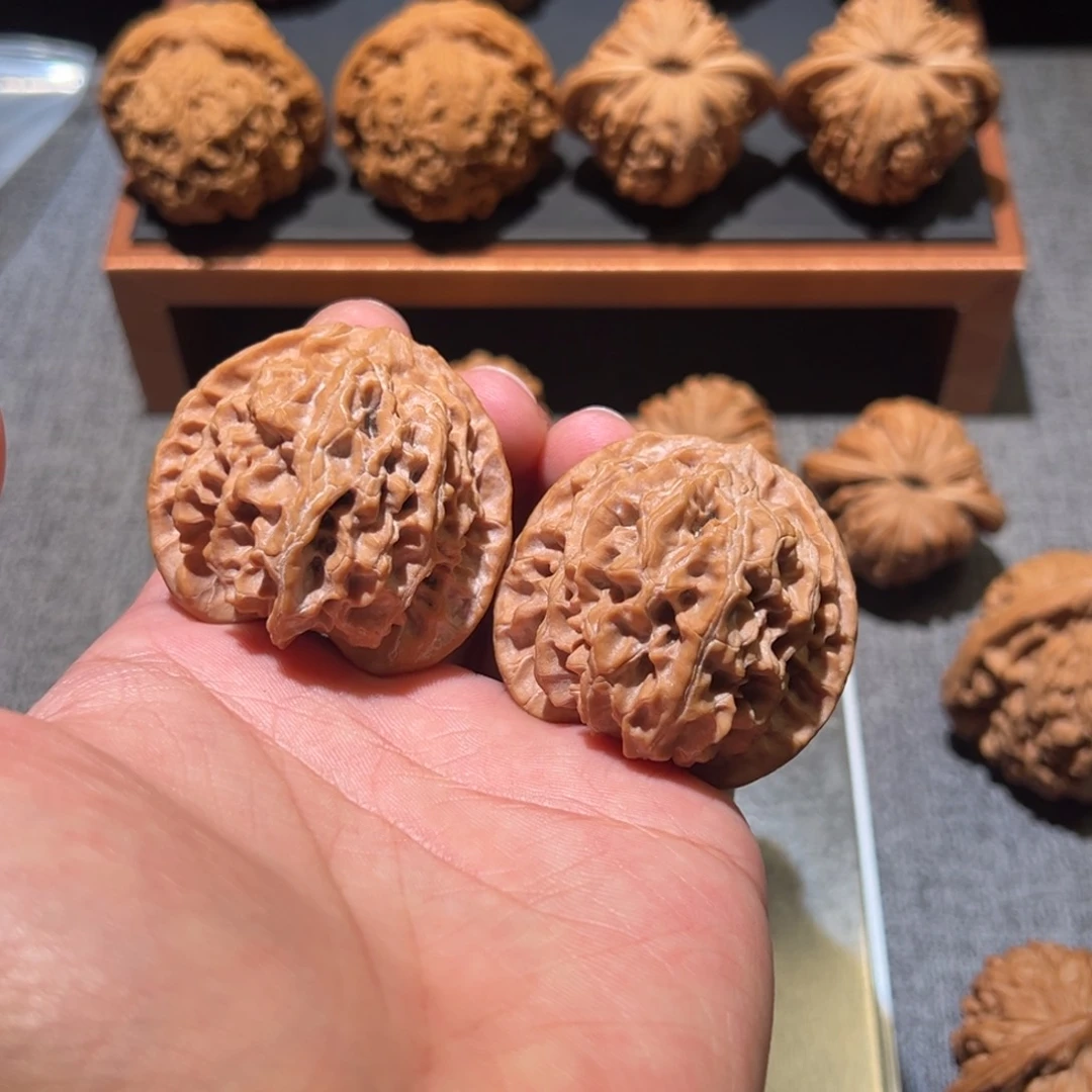 文玩核桃把件绯****根42苹果