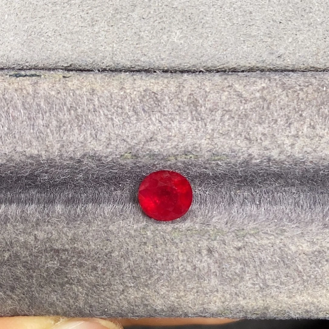 红宝石裸石1.68克拉天然丝绒感红宝石
