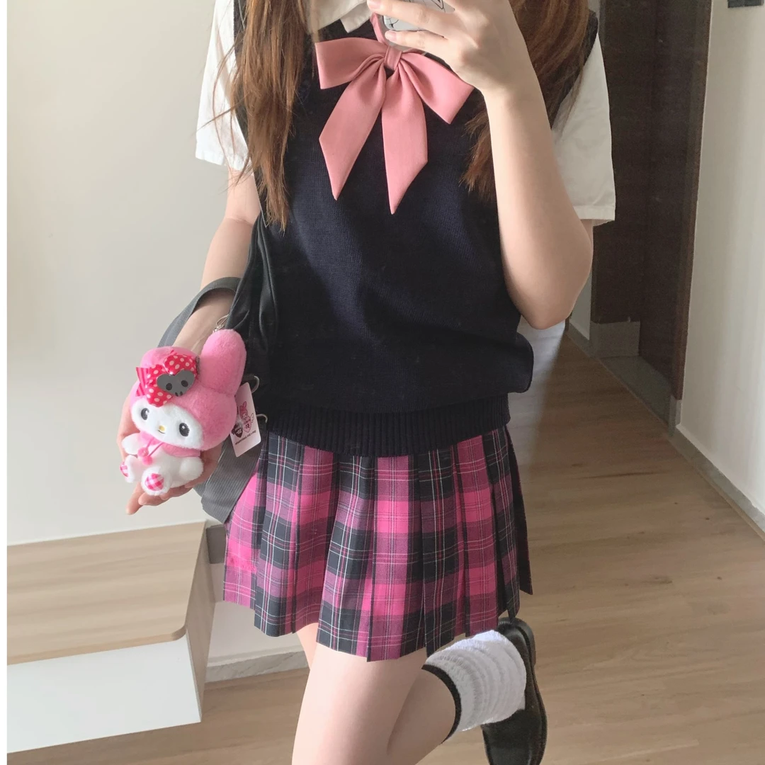 蒸汽波/樱子酱原创jk格裙校供感学院风辣妹感黑玫红色短裙半身裙