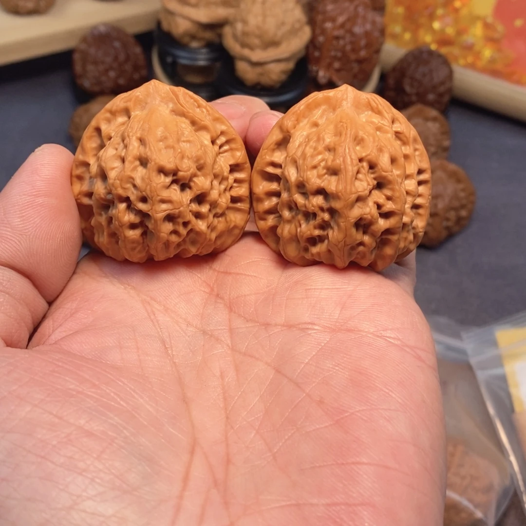 把件文玩核桃走色漂亮系列40尺挂月峰佛肚F402