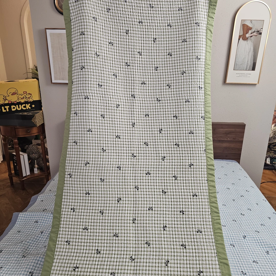 【绿蝴蝶结】单人绗缝床盖（90*230cm）