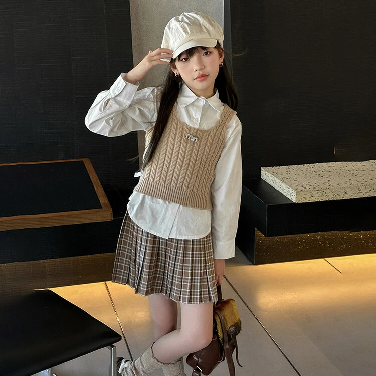 新品春季女童时髦学院风背心衬衫格子百褶裙三件套韩版洋气春秋装