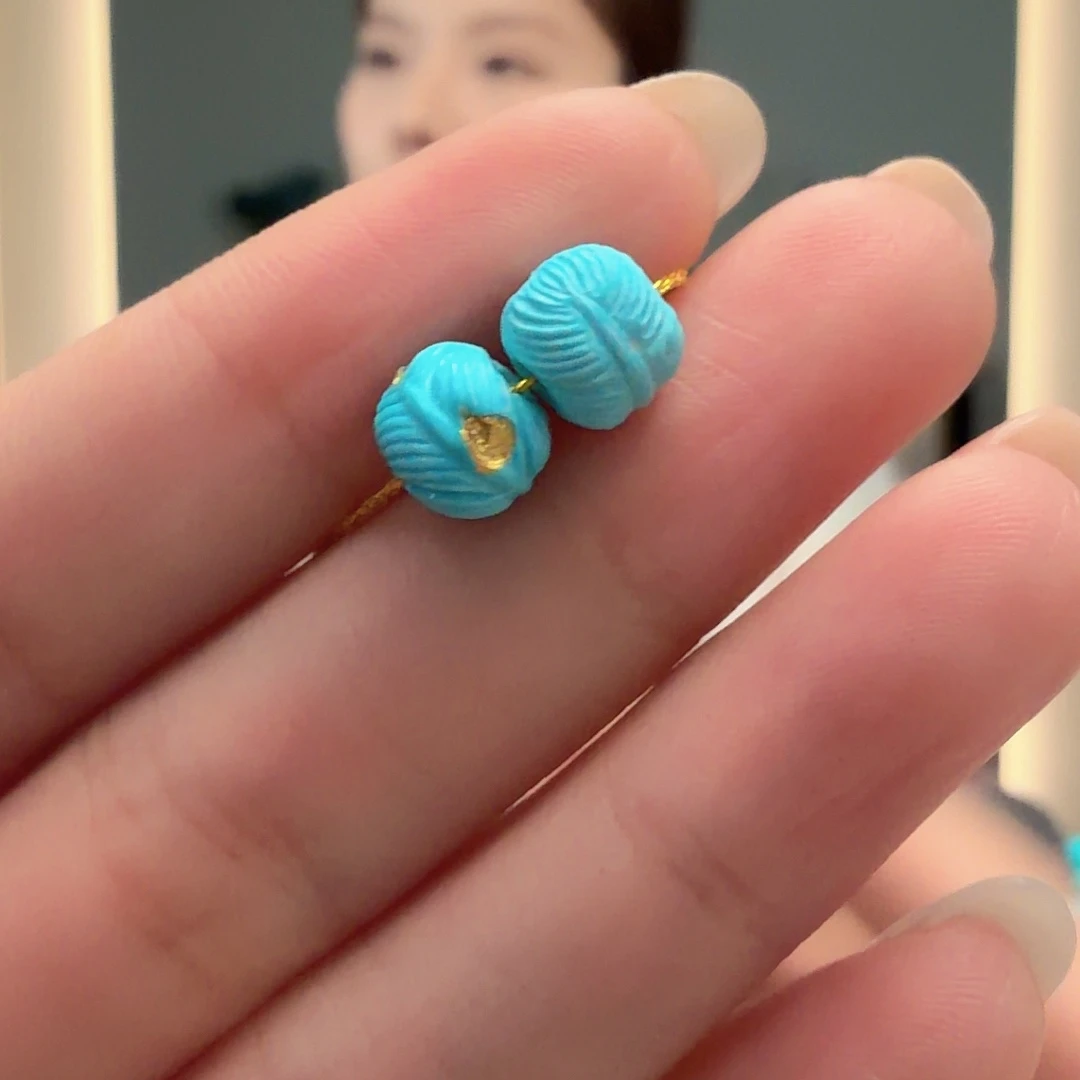 绿松石未镶嵌颈饰