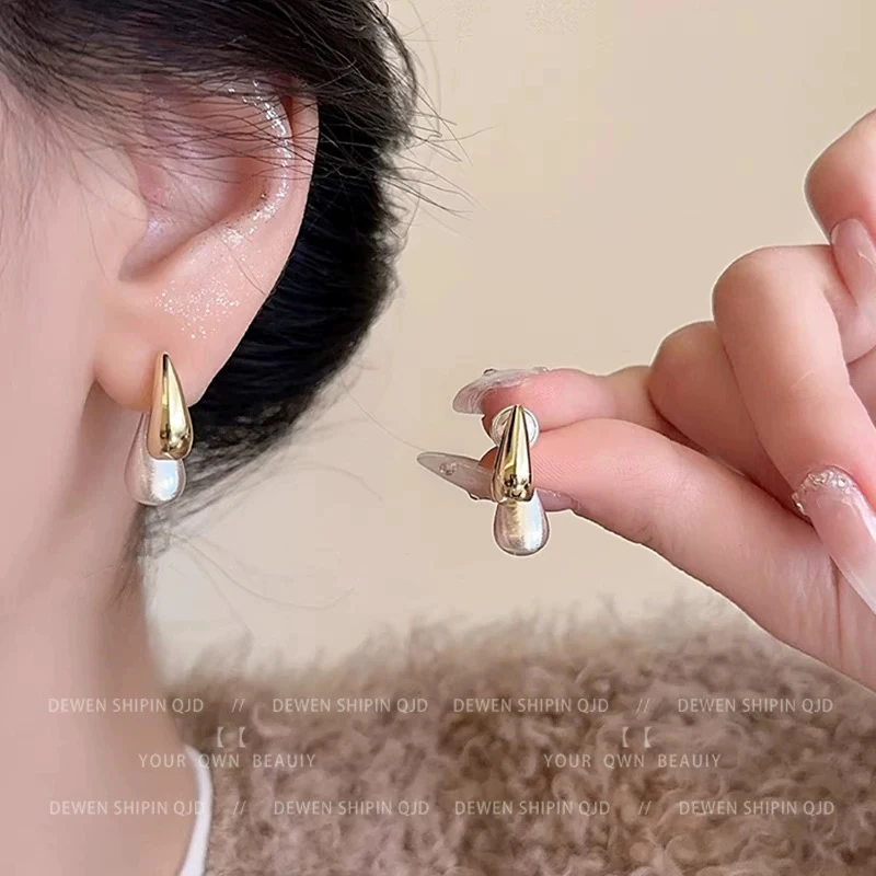 铜合金耳饰 清冷感银色珍珠轻奢高级感新款爆款小众设计耳饰