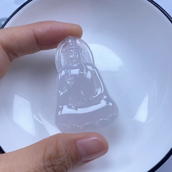 个***宝翡翠未镶嵌颈饰翡翠