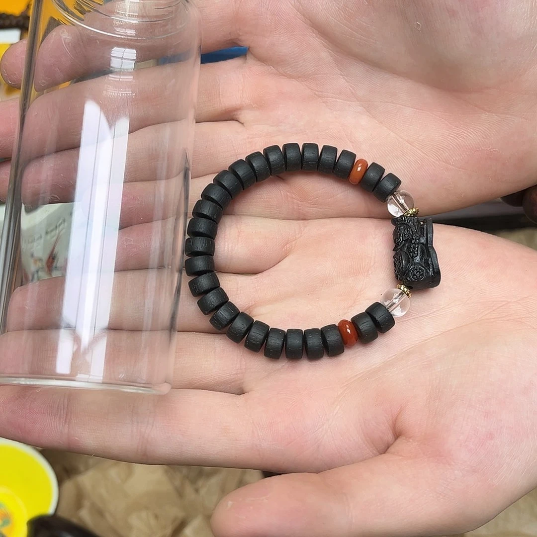 大叶紫檀（黑酸枝木类）