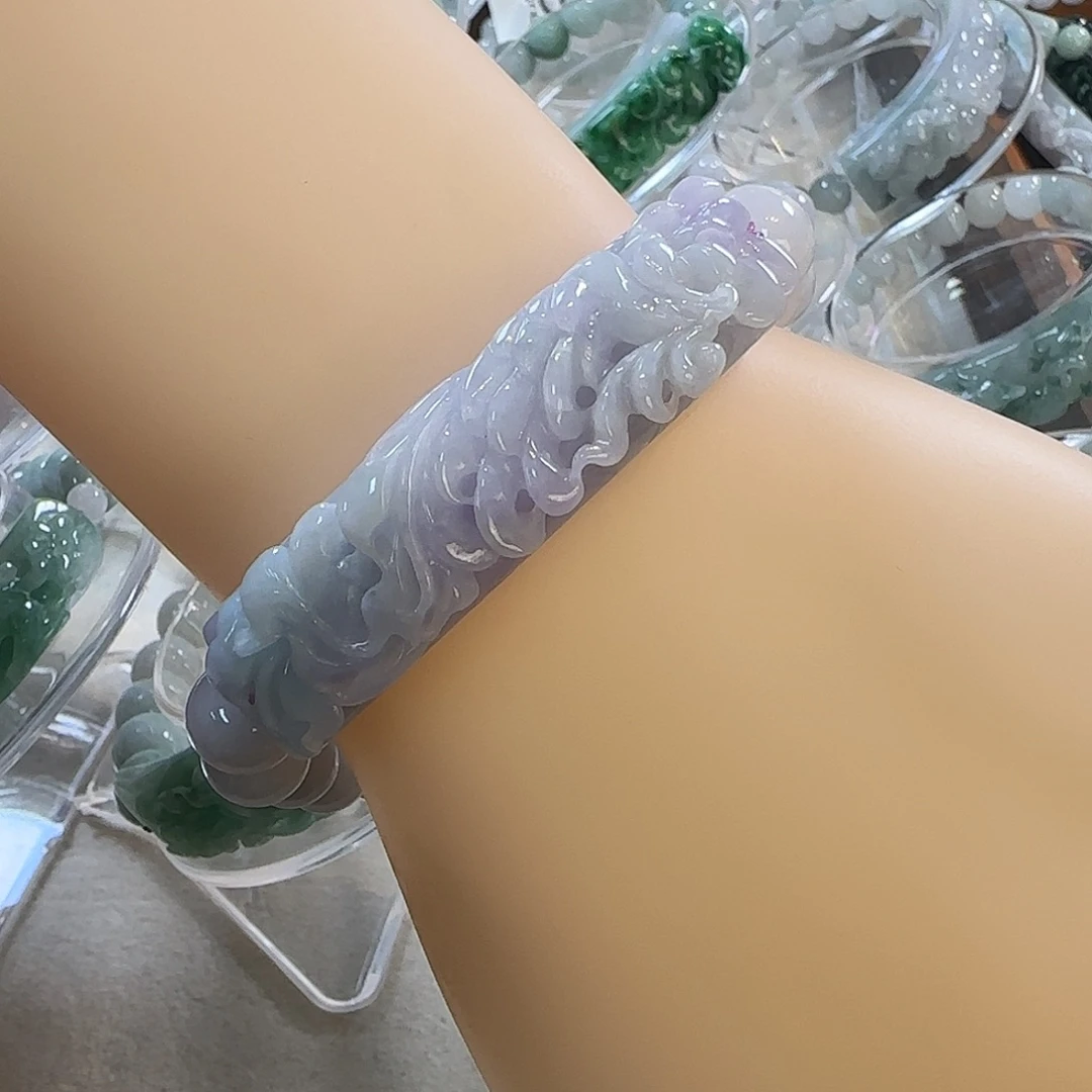 颈饰未镶嵌翡翠手牌