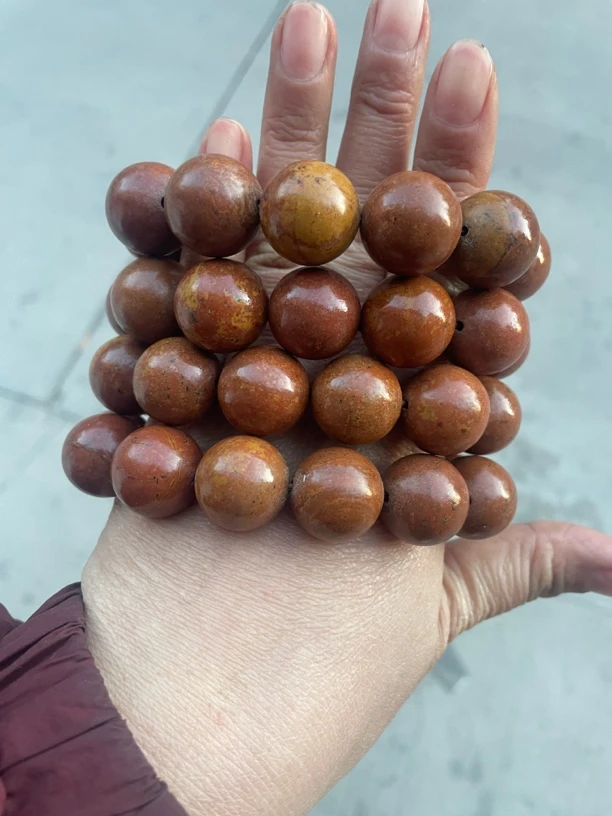 砭石卡18珠子红黄相间