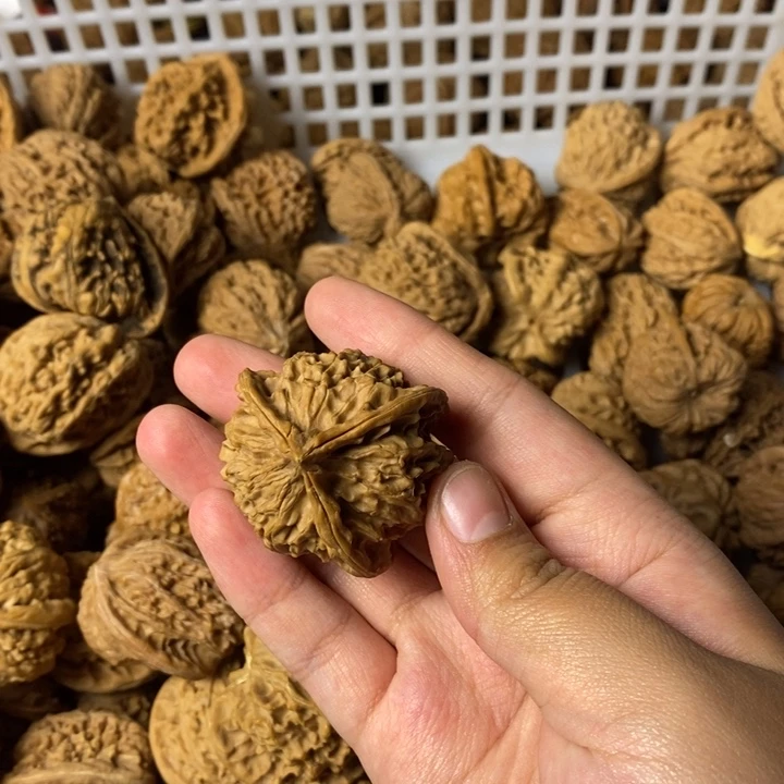 焱***欢大叶紫檀（黑酸枝木类）