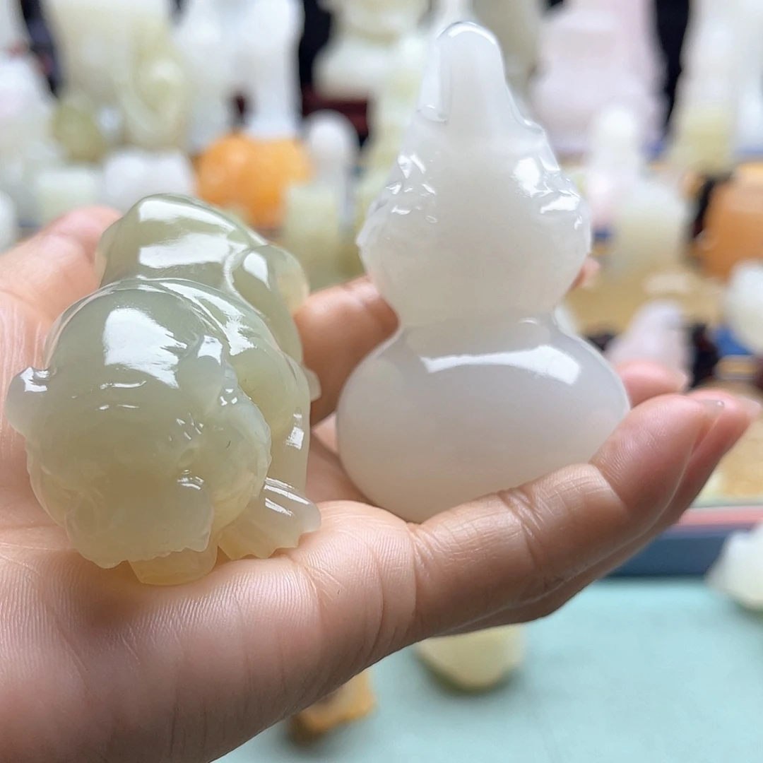 周****新疆昆仑山脉山料