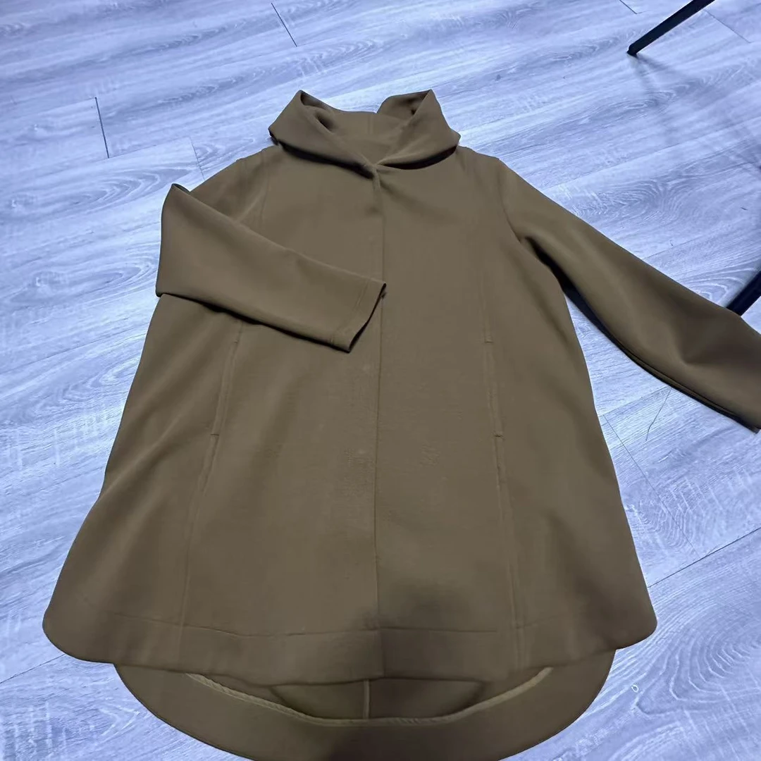 微瑕疵介意别拍不影响穿---中长款连帽外套2241100