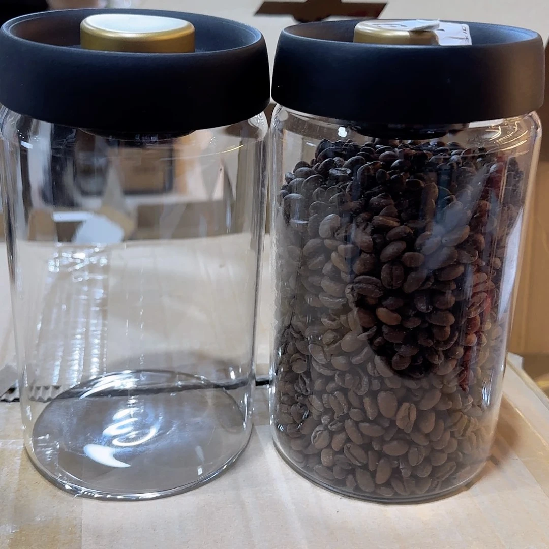 109高硼硅玻璃杯周边两只