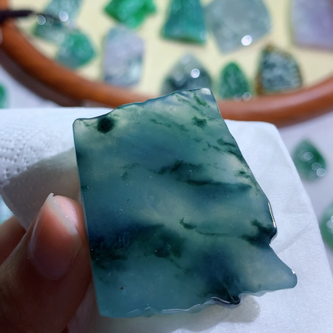 【闪购商品】翡翠吊坠(不含链)未镶嵌 4639