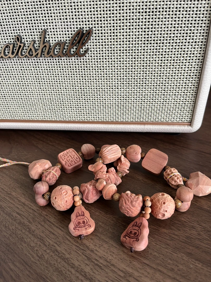 南乔 |  血柏木喜乐小拉爱心可爱手串