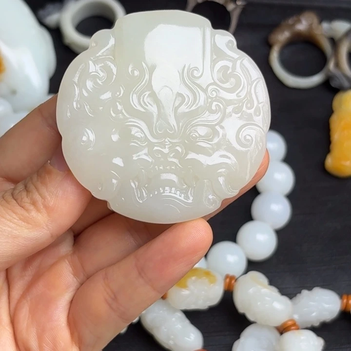 和田玉（白玉）未镶嵌颈饰皮带扣