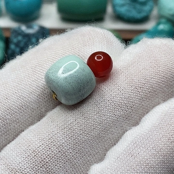 未镶嵌南红玛瑙珠宝奇石