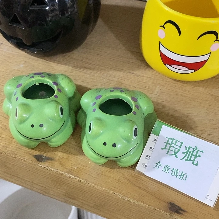 紫砂花盆多肉瑕疵盆有孔。